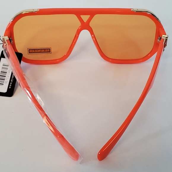 NY Sunglasses - Picture 4 of 9